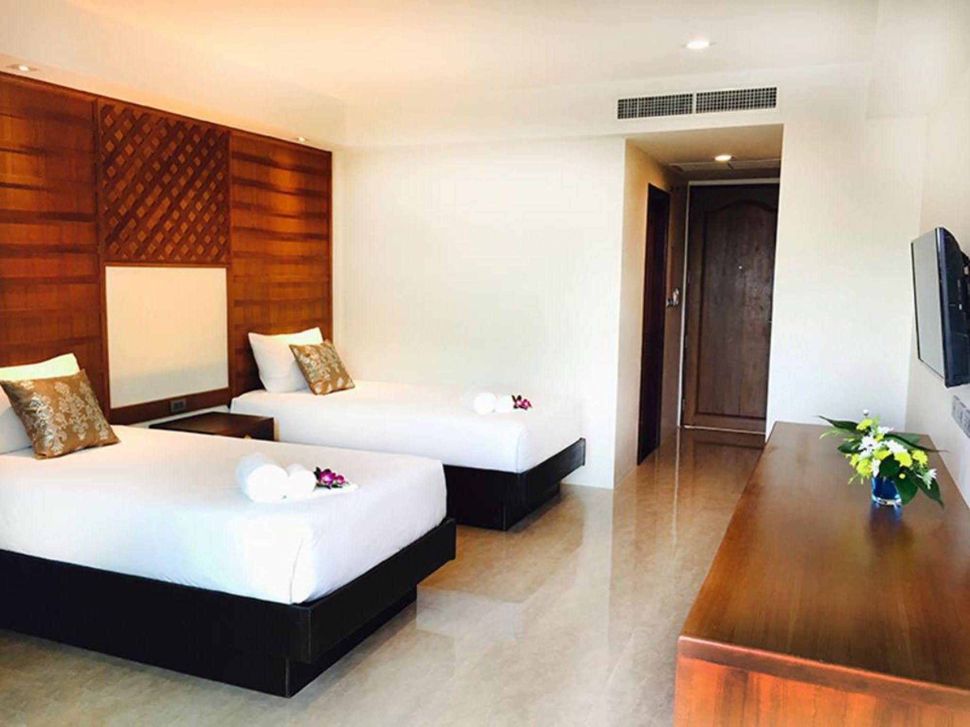 David Residence Nai Yang Beach Екстериор снимка